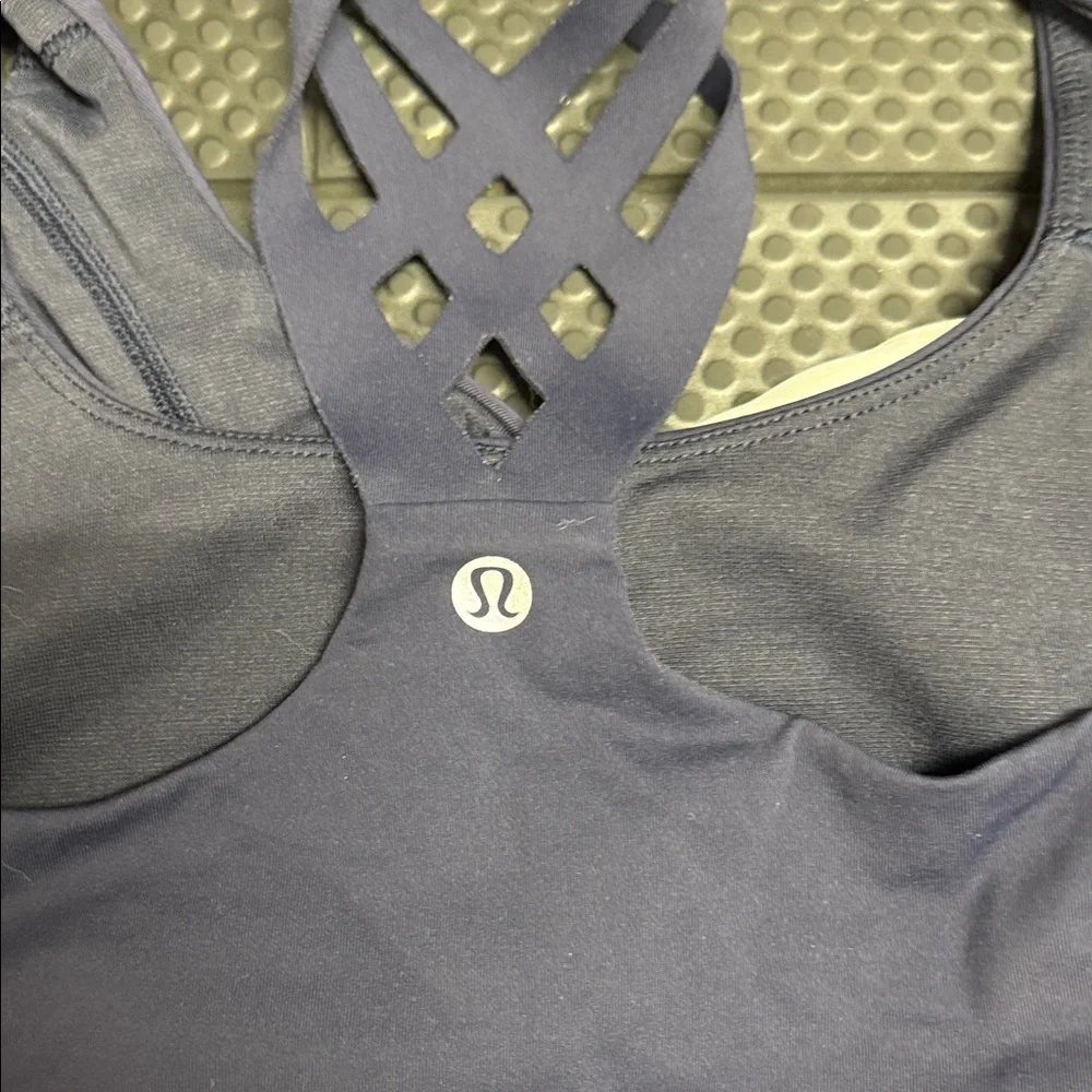 lululemon athletica Sports Bra duo- Navy, Blue, set of 2. - Picture 4 of 4